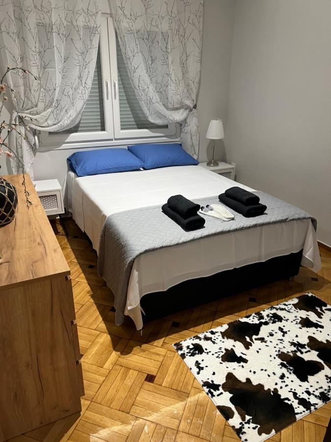 Km53 Luxury Apartments 테살로니키 외부 사진