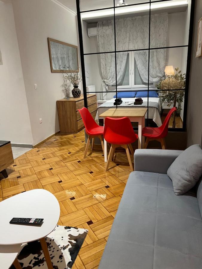 Km53 Luxury Apartments 테살로니키 외부 사진